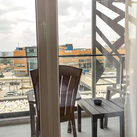 Modern With Balcony In C-max Center By Flat Manаger 아파트